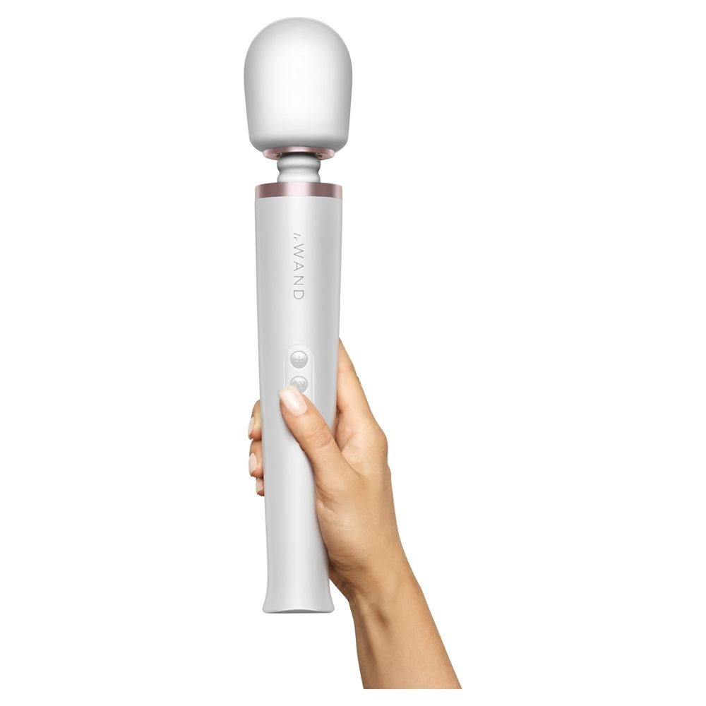 Le Wand Rechargeable Massager White