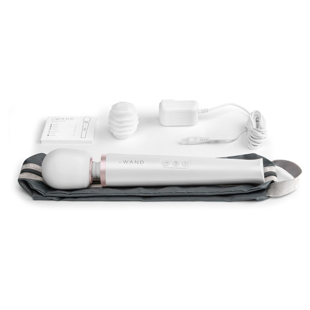 Le Wand Rechargeable Massager White